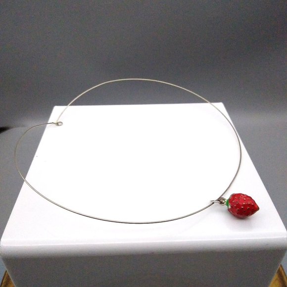 Fun Enamel Strawberry Pendant on Silver Tone Formed Collar Necklace - Picture 3 of 4